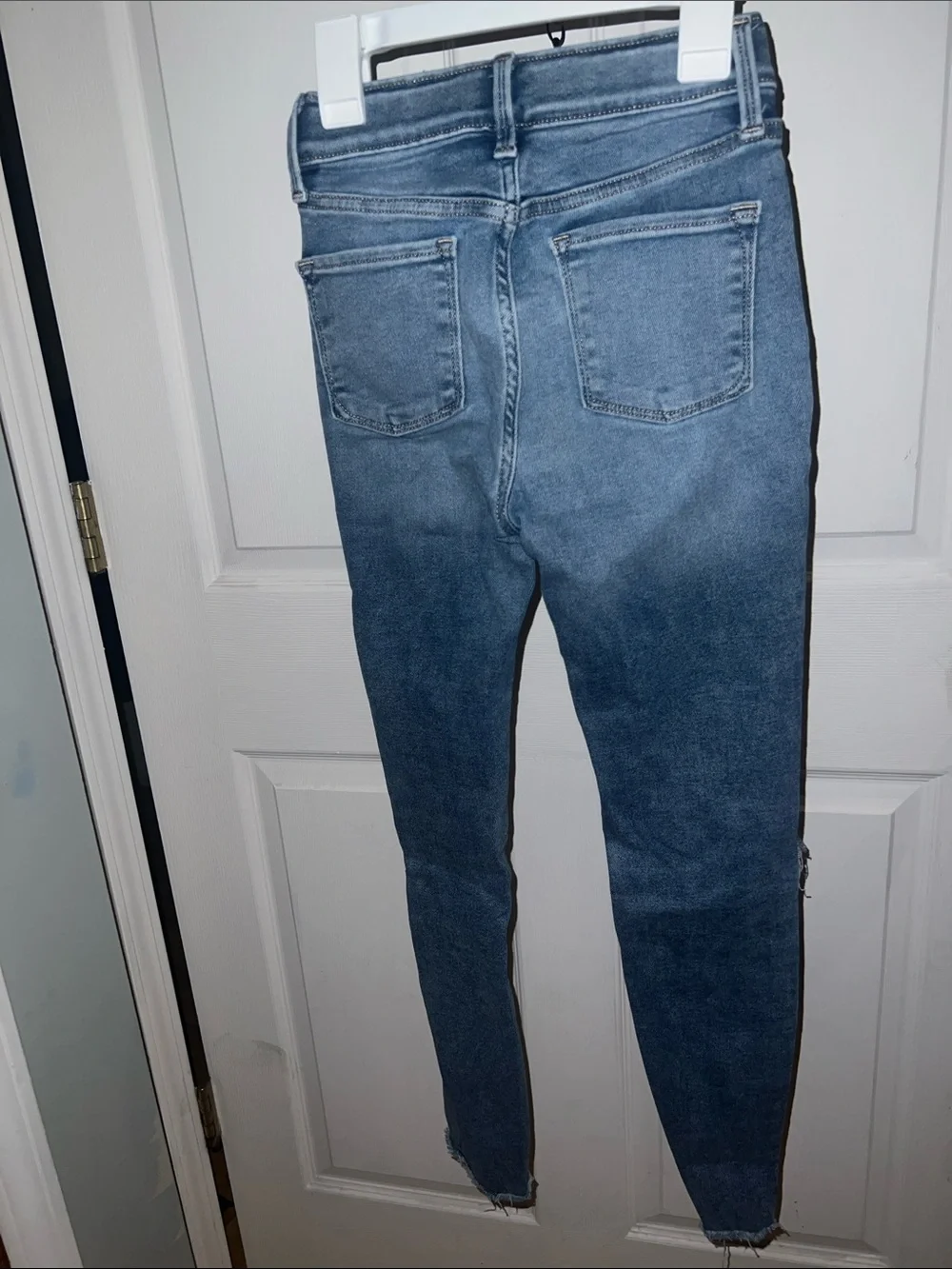 Old Navy Girl’s Medium Blue Distressed Skinny Jeans